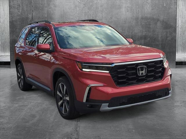 new 2025 Honda Pilot car, priced at $47,658