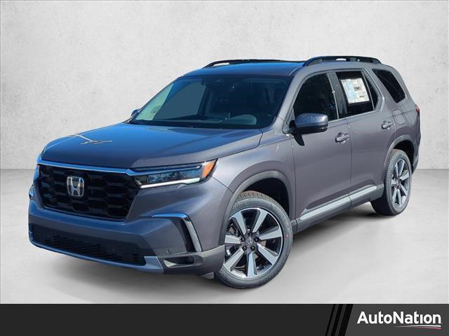 new 2025 Honda Pilot car, priced at $49,595