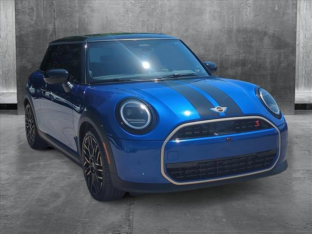 used 2025 MINI Hardtop car, priced at $31,027