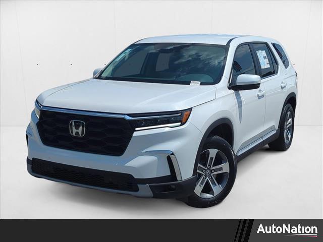 used 2025 Honda Pilot car, priced at $42,999