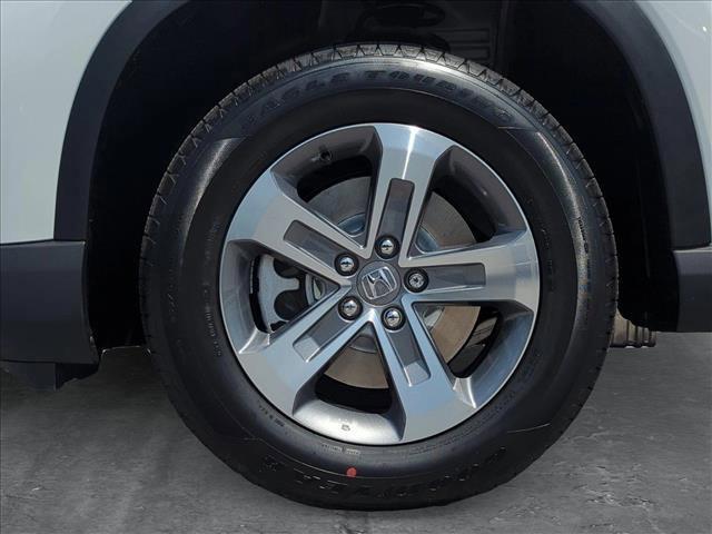 new 2025 Honda Pilot car, priced at $44,313