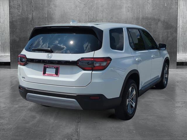 new 2025 Honda Pilot car, priced at $44,313