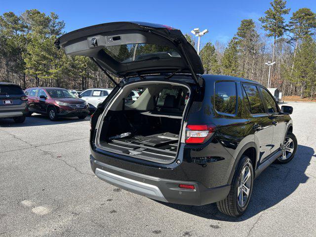 new 2025 Honda Pilot car, priced at $44,894