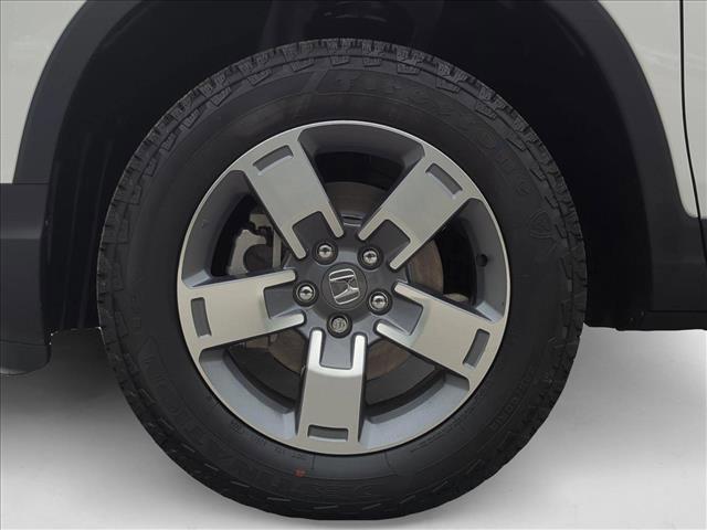 new 2025 Honda Ridgeline car, priced at $42,597