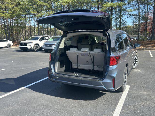 new 2026 Honda Odyssey car, priced at $44,290