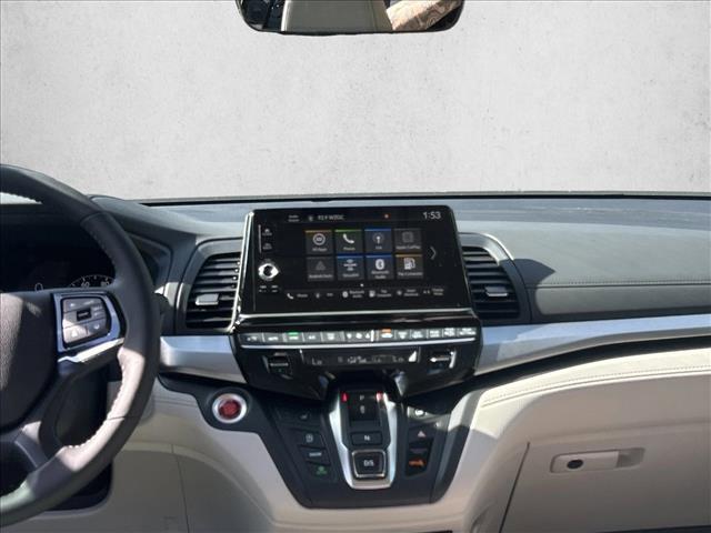 new 2026 Honda Odyssey car, priced at $44,290