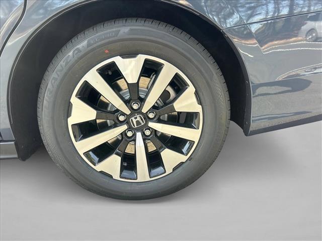 new 2026 Honda Odyssey car, priced at $44,290