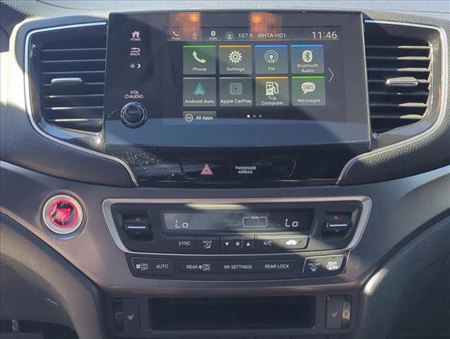 used 2022 Honda Pilot car, priced at $27,894