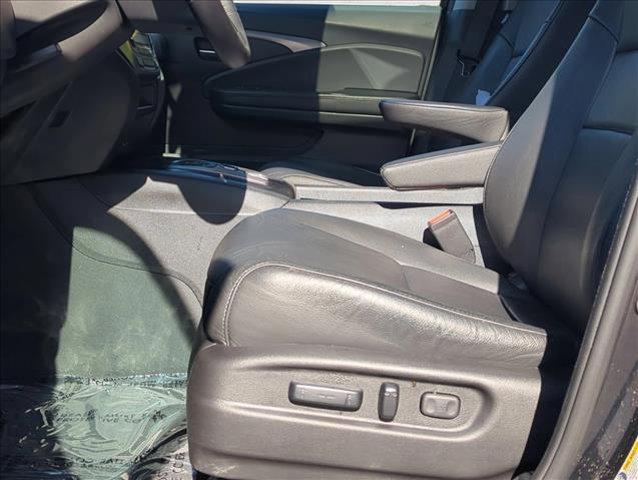 used 2022 Honda Pilot car, priced at $27,894