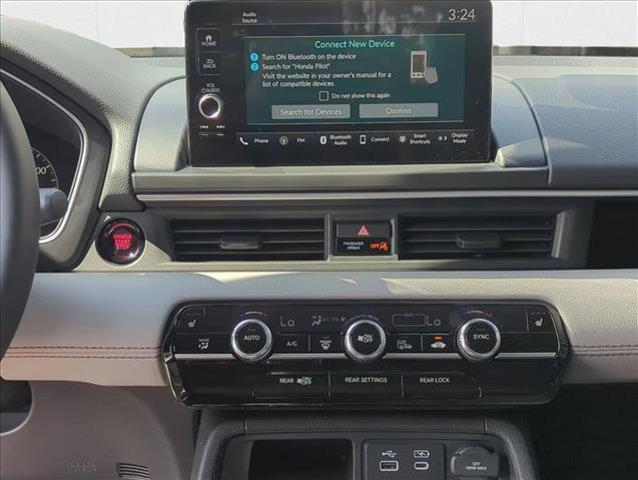 new 2025 Honda Pilot car, priced at $42,298