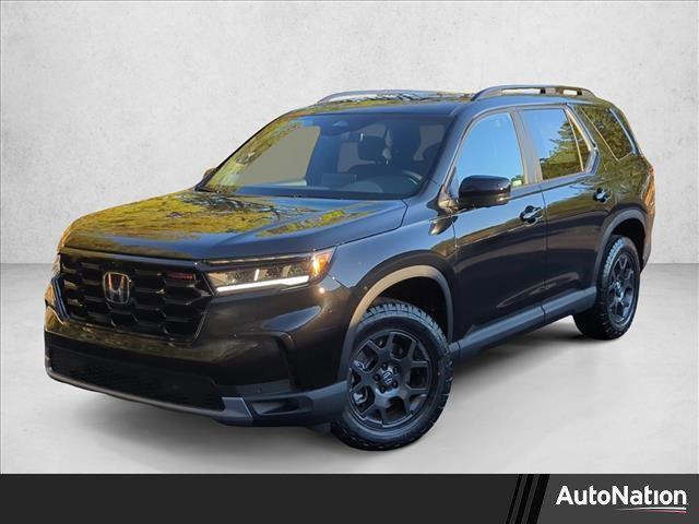 new 2025 Honda Pilot car, priced at $49,395