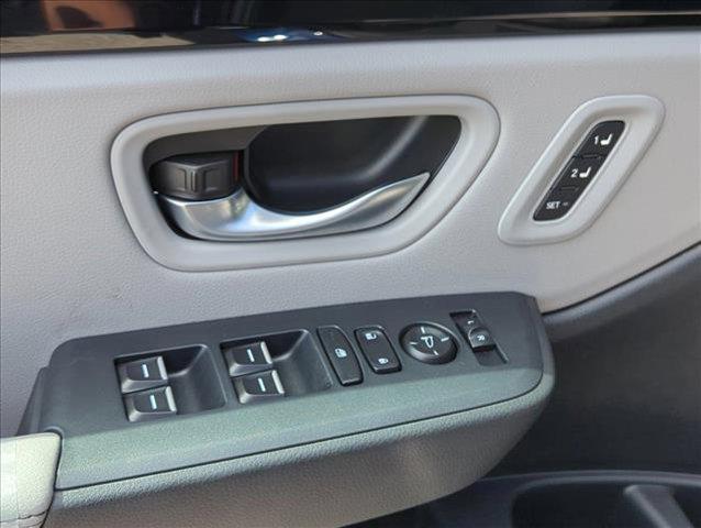 new 2025 Honda Pilot car, priced at $42,253