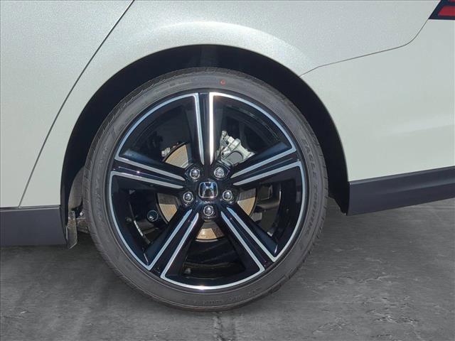 new 2025 Honda Accord Hybrid car, priced at $33,655