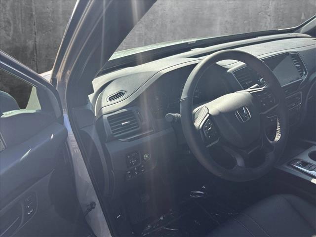 new 2025 Honda Ridgeline car, priced at $44,016