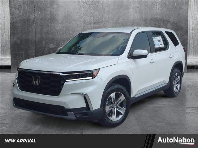 new 2025 Honda Pilot car, priced at $42,680