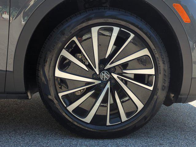 used 2023 Volkswagen ID.4 car, priced at $26,799