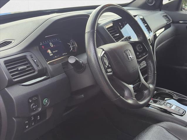 used 2022 Honda Passport car, priced at $30,599