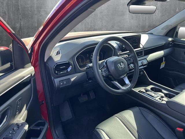 new 2025 Honda Pilot car, priced at $45,719