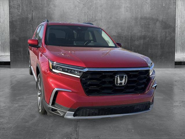 new 2025 Honda Pilot car, priced at $45,719