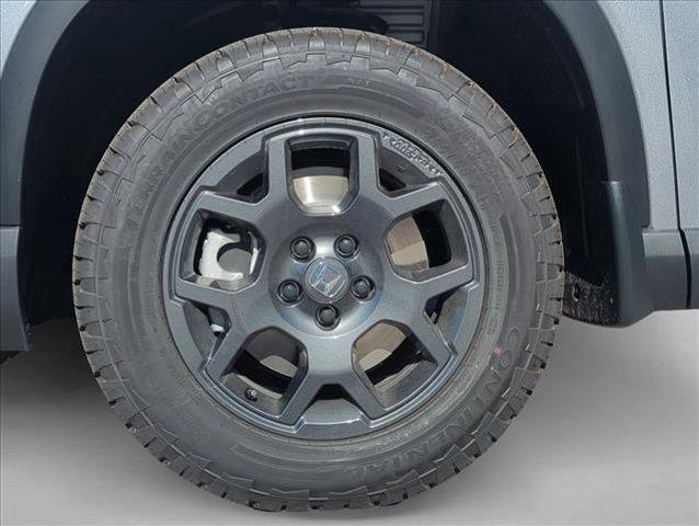 new 2025 Honda Pilot car, priced at $47,832