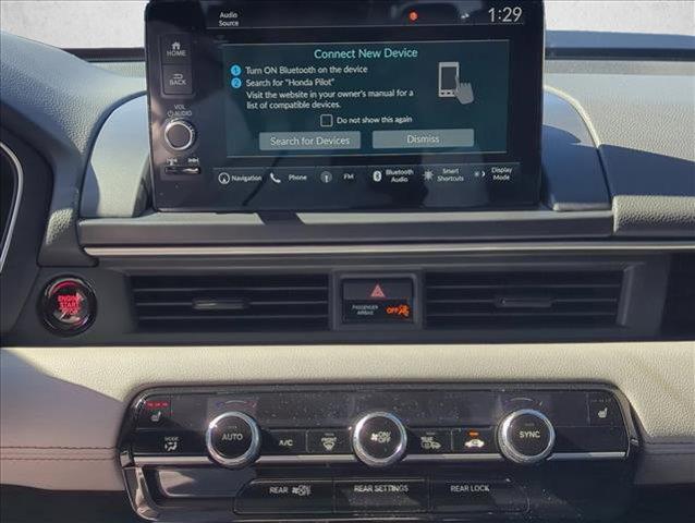 new 2025 Honda Pilot car, priced at $51,495