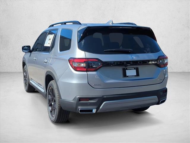 new 2025 Honda Pilot car, priced at $51,495