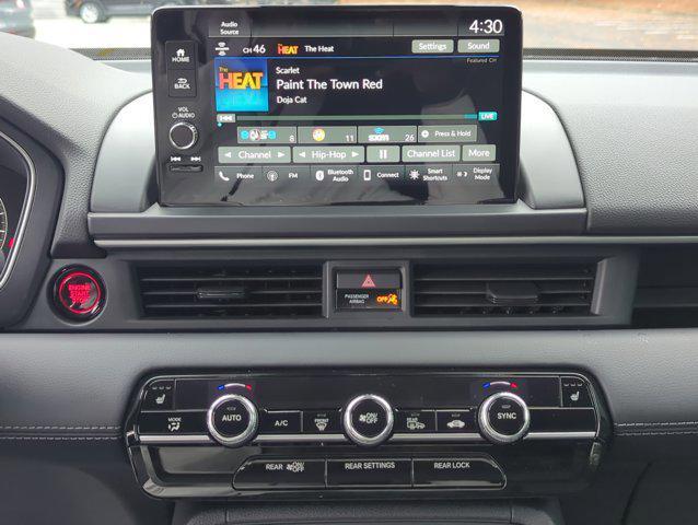 new 2025 Honda Pilot car, priced at $45,450