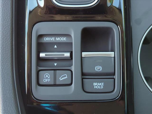 new 2025 Honda Pilot car, priced at $45,686