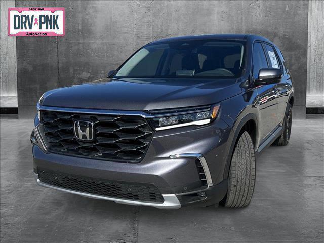 new 2025 Honda Pilot car, priced at $45,995