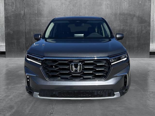 new 2025 Honda Pilot car, priced at $45,995