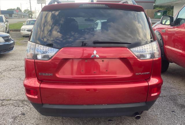 used 2012 Mitsubishi Outlander car, priced at $5,900