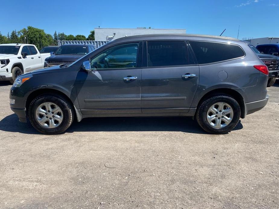 used 2012 Chevrolet Traverse car, priced at $8,988
