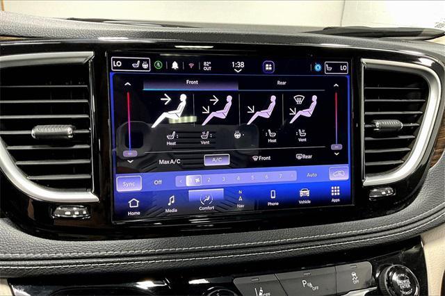 used 2023 Chrysler Pacifica Hybrid car, priced at $28,888