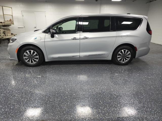used 2023 Chrysler Pacifica Hybrid car, priced at $29,765