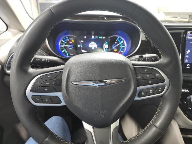 used 2023 Chrysler Pacifica Hybrid car, priced at $29,765