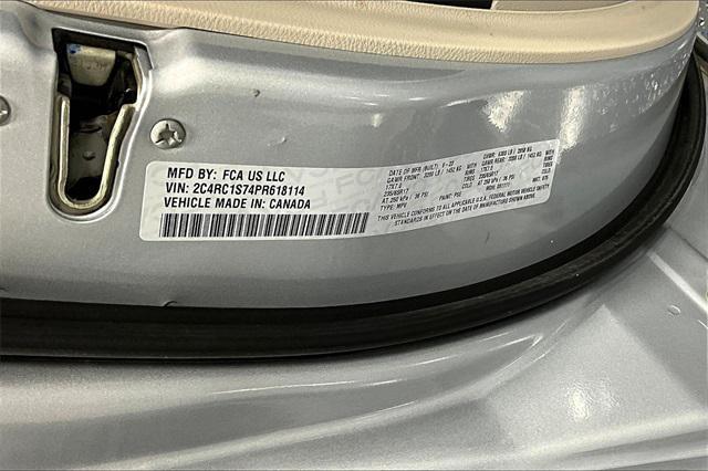 used 2023 Chrysler Pacifica Hybrid car, priced at $28,888
