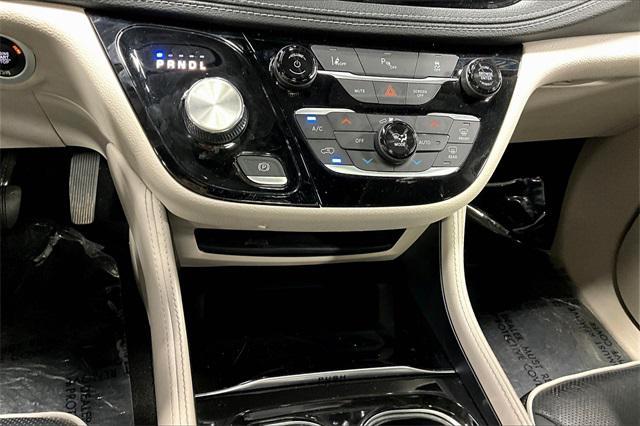 used 2023 Chrysler Pacifica Hybrid car, priced at $28,888