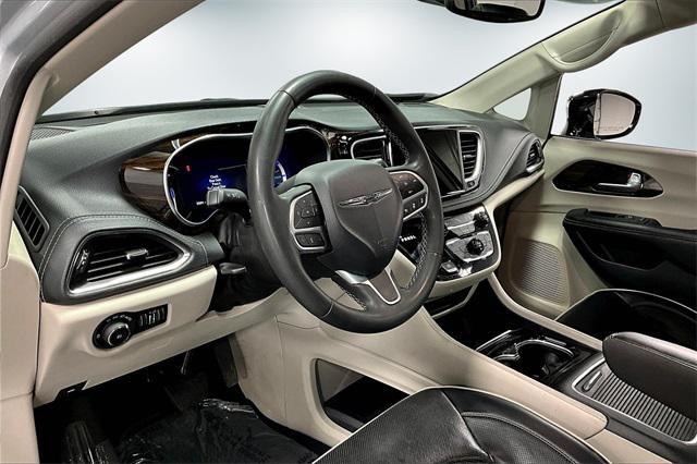 used 2023 Chrysler Pacifica Hybrid car, priced at $28,888