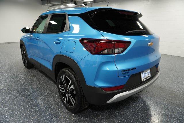 new 2025 Chevrolet TrailBlazer car, priced at $29,445