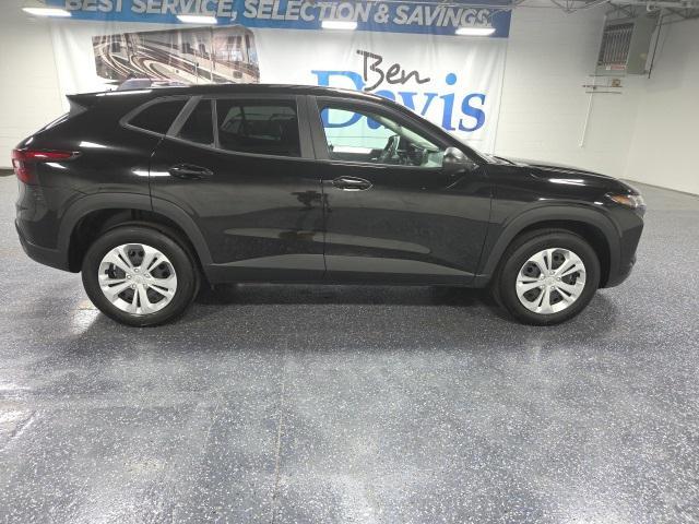 used 2025 Chevrolet Trax car, priced at $23,833