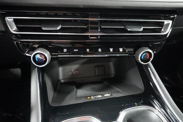 new 2025 Chevrolet Traverse car, priced at $44,777