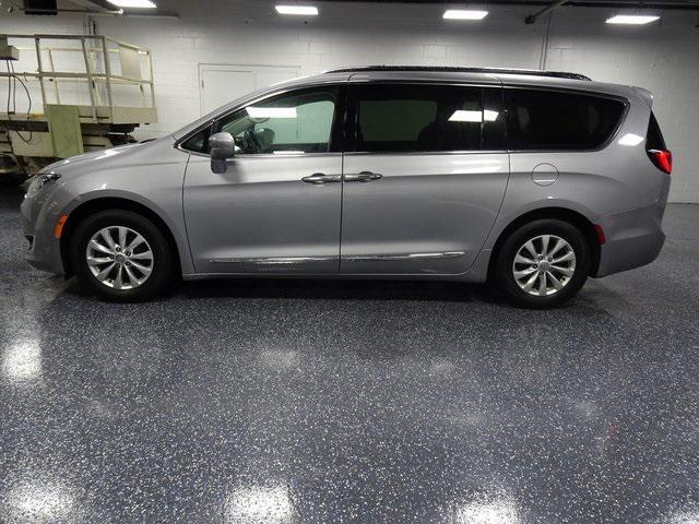 used 2018 Chrysler Pacifica car, priced at $13,486