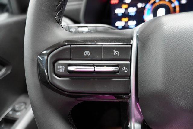 new 2025 Chevrolet Colorado car, priced at $35,555