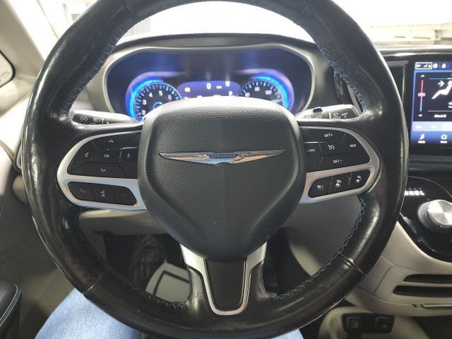 used 2021 Chrysler Pacifica car, priced at $20,655