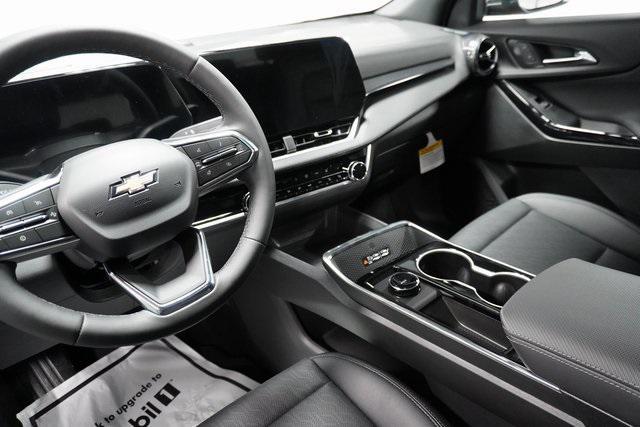new 2026 Chevrolet Equinox car, priced at $32,895