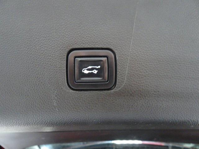 used 2021 Chevrolet Traverse car, priced at $20,980