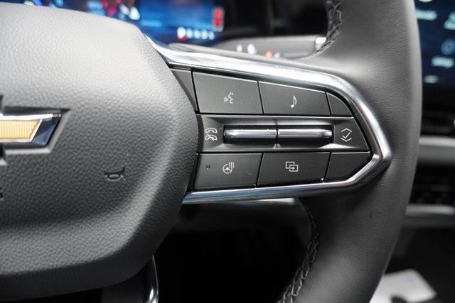 new 2026 Chevrolet Equinox car, priced at $32,422