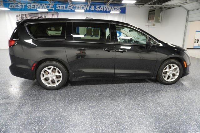 used 2020 Chrysler Pacifica car, priced at $18,283