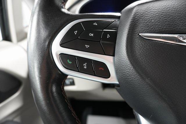 used 2020 Chrysler Pacifica car, priced at $18,283