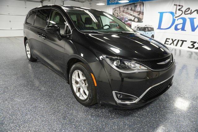 used 2020 Chrysler Pacifica car, priced at $20,452